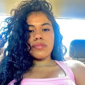 Meet your Posher, Bryana